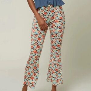 ONEILL DALLEN FLORAL SIZE MEDIUM